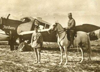 داستان اولین پرواز مسافری نظامیان ایرانی