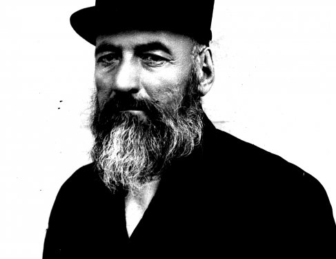 «حسن رشدیه» و دردسرهای برپایی مدرسه در ایران / وقتی در ایران به مدرسه‌ها حمله می‌شد!