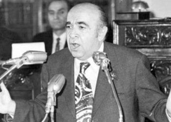 کودتای ۲۸ مرداد؛ داستان «نفت» به‌روایت «هویدا»!