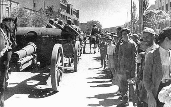 شهریور پرآشوب ایران در سال ۱۳۲۰