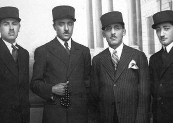 اقدام رضاخان در چارچوب غربی کردن لباس و پوشش مردم ایران