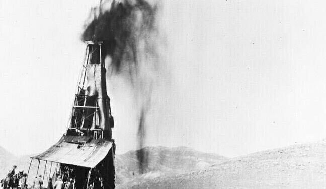 حساس ترین لحظه تاریخ معاصر ایران + تصویر