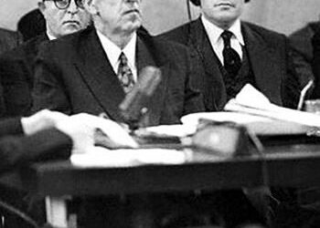 گذری بر زندگی وزیر خارجه روزنامه نگار