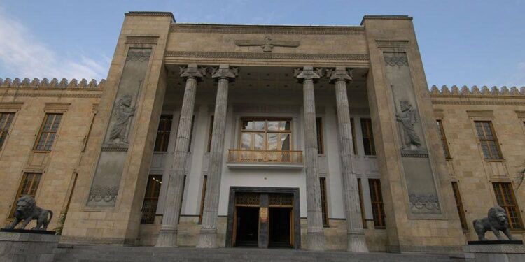 معماری ساختمان های جدید در عصر پهلوی