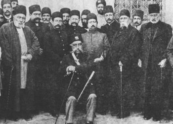 از منجم باشی تا غلام بچه باشی | تشکیلات حکومتی قاجار