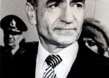 آیا آمریکا به شاه پشت کرد؟