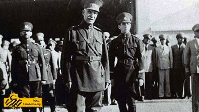 چرا رضاخان، شاه شد نه رئیس‌جمهور ؟