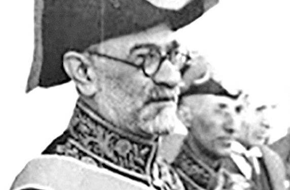 سیاست اقتصادی دولت فروغی پس از اشغال ایران چگونه بود؟