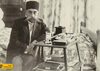 ضمانت وام‌های هنگفت مظفرالدین‌شاه به روسیه چه بود؟