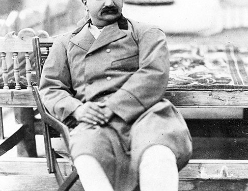 ظل السلطان پسر ارشد ناصرالدین شاه + عکس