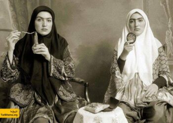 لباس زنان در میانه‌های دوره قاجار چرا و چگونه تغییر کرد؟