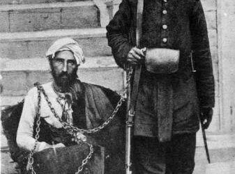 آیا می دانید پدرِ رضاشاه چه کسی بود+ عکس