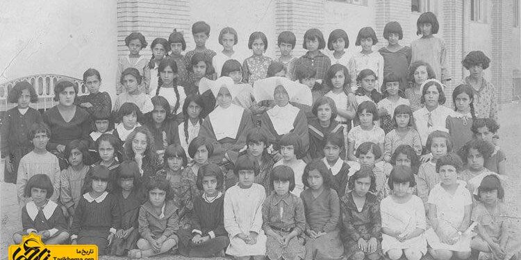 آداب مدرسه رفتن زنان و دختران ۱۴۰ سال پیش به روایت مونسالدوله ندیمه باسواد قجری
