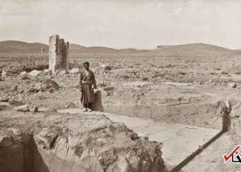 اولین کاوش ها از تخت جمشید