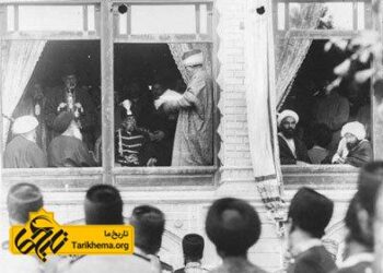 عکس از انحصار دربار خارج شد