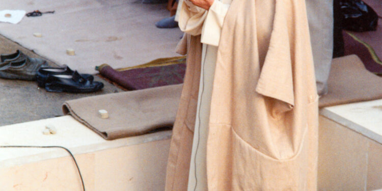 آغازین دهه از رهبری آیتالله سیدعلی خامنهای در آیینه تصاویر