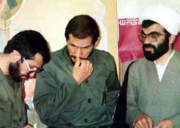 تصمیم‌گیری فرماندهان در زیر عبا