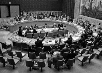 تکاپوی مجامع بین‌المللی برای پایان جنگ