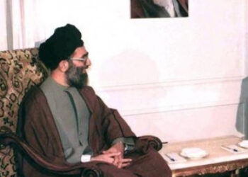 تبیین اولویت‌ها و سیاست‌های داخلی و خارجی نظام