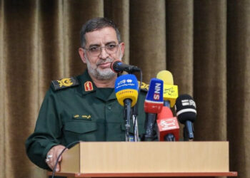 سپاه‌ مؤلفه‌ای جدی در معادلات قدرت است / باید تلاش کنیم برد عملیات رسانه‌ای ما متناسب با سپاه مقتدر مردمی امروز باشد