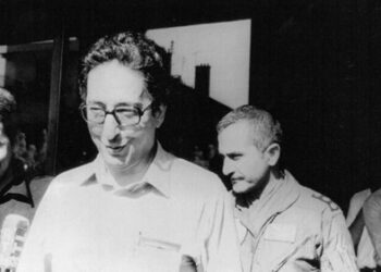 فرار بنی‌صدر با زمینه‌سازی سازمان منافقین