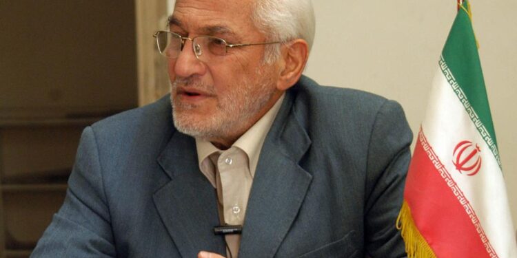 او با منطق، بسیاری از فریبخوردگان را به راه صواب بازگرداند