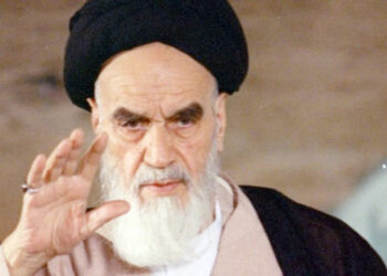 ایستادگی در برابر ظلم