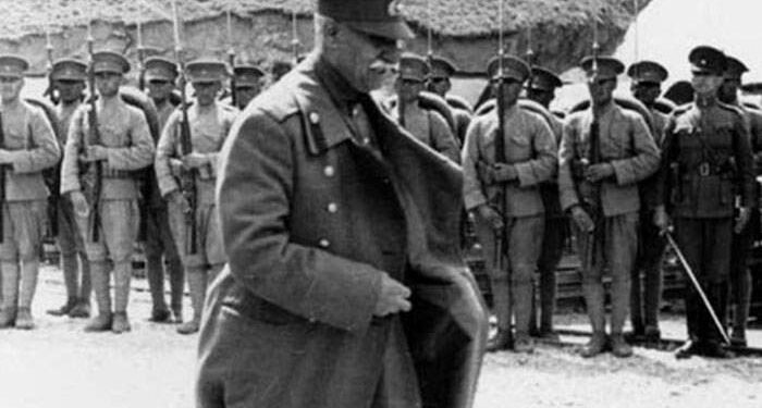 چرا انگلیس حقوق قزاقهای ایرانی را پرداخت؟