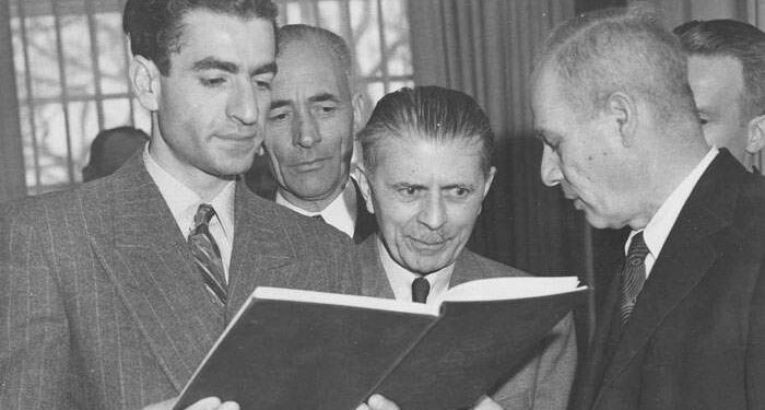 گزارشهایی که برای شاه جالب بود