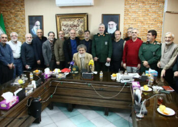 گزارش تصویری از نشست هم‌اندیشی با راویان دفاع مقدس با حضور سردار علی فضلی