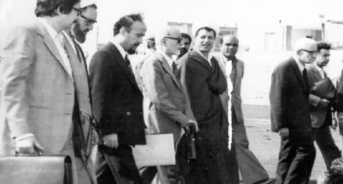 چگونگی رویارویی امام با آخرین تقلای شاه