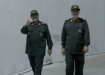 قادر به ایجاد لایه‌های متعدد دفاعی و هجومی هستیم