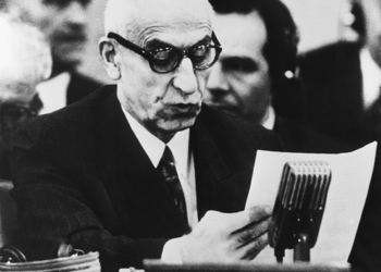 دکتر مصدق: دولت انگلیس فقط متکی به تاکتیک زورگویی است