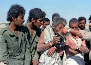 قدردانی اسیر عراقی از رأفت رزمندگان ایرانی