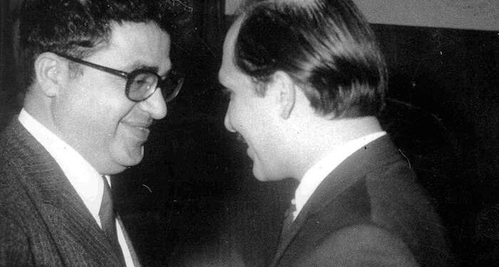 روشنفکری که روح خود را به شاه فروخت