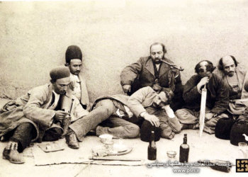 می‌گفتند فقط صبر کنید که زندیق قزوینی از علائم ظهور است