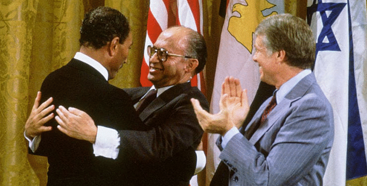 مسائلی که در «کمپدیوید» حل نشد