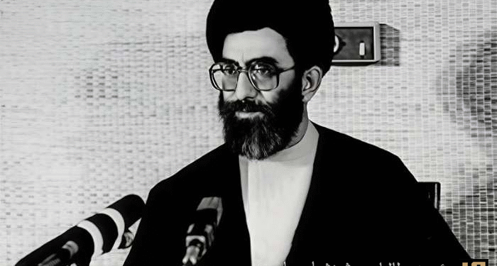 سخنرانی‌های کوبنده آیت‌الله‌ خامنه‌ای در آبان ۱۳۴۸