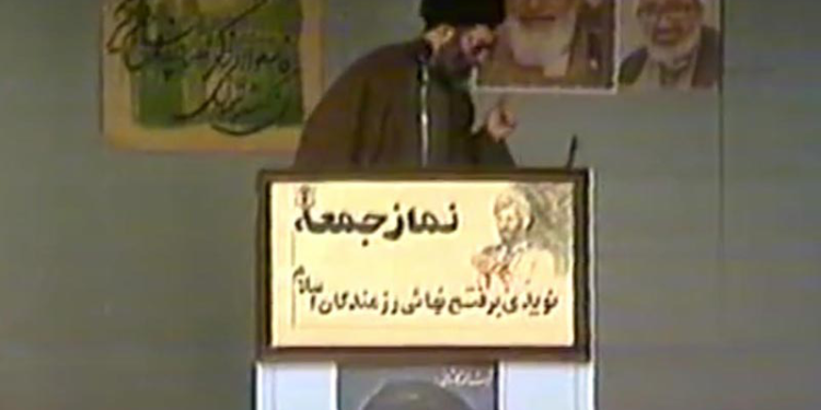 امام خامنه‌ای با اطلاع از خطر ترور، سنگر را ترک نکرد
