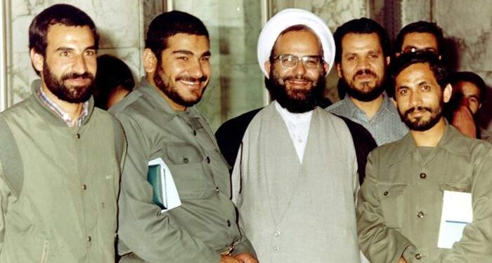 پرواز آخر آغازگر «صدای انقلاب»
