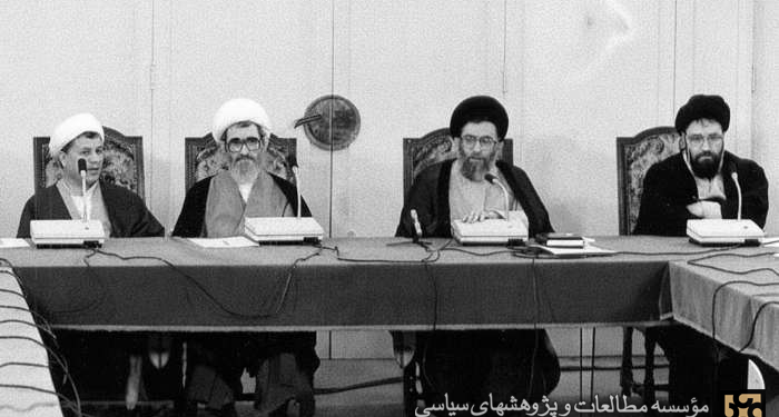 وفاداری عمیق به مردم‌سالاری